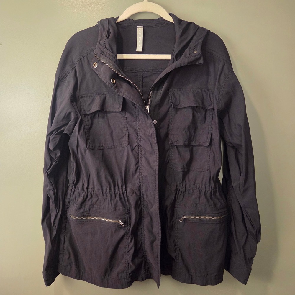 Athleta Women's Outpost Hooded Jacket Black Size S Casual Travel Utility